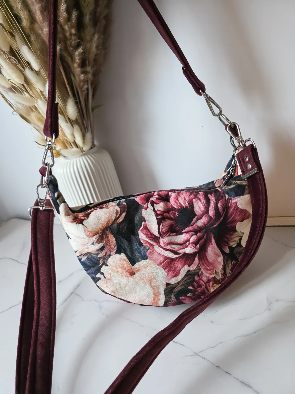 Torebka Półokrągła Luna w Piwonie