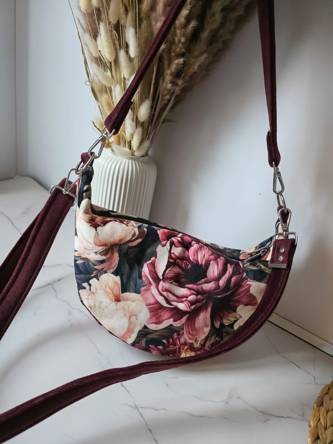 Torebka Półokrągła Luna w Piwonie