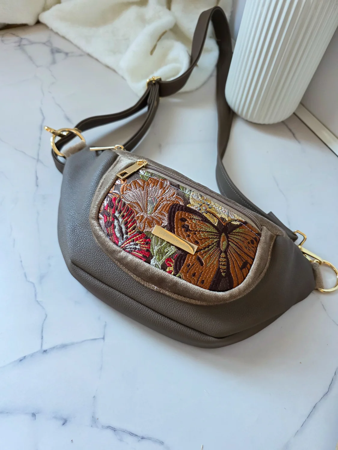 Nerka Pola Żakardowy Motylek